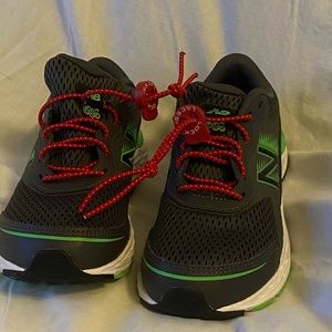 Boys new balance shoes with adjustable laces (Original laces will be included).